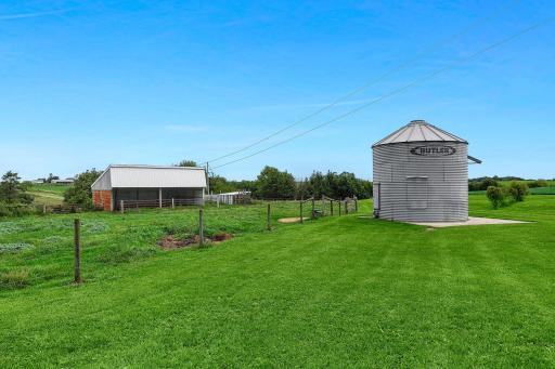 20691 County 13, Houston, MN 55943