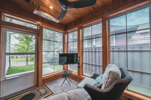 3 SEASON PORCH OFF MASTER