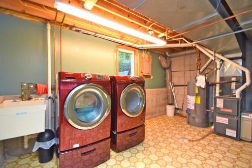 Photo for 123 Emerson Avenue W, West Saint Paul, MN 55118 - Listing #6251182 123 Emerson Avenue W, West Saint Paul, MN 55118