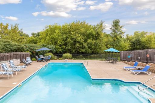 2875 Deer Run Trail, Orono, MN 55356