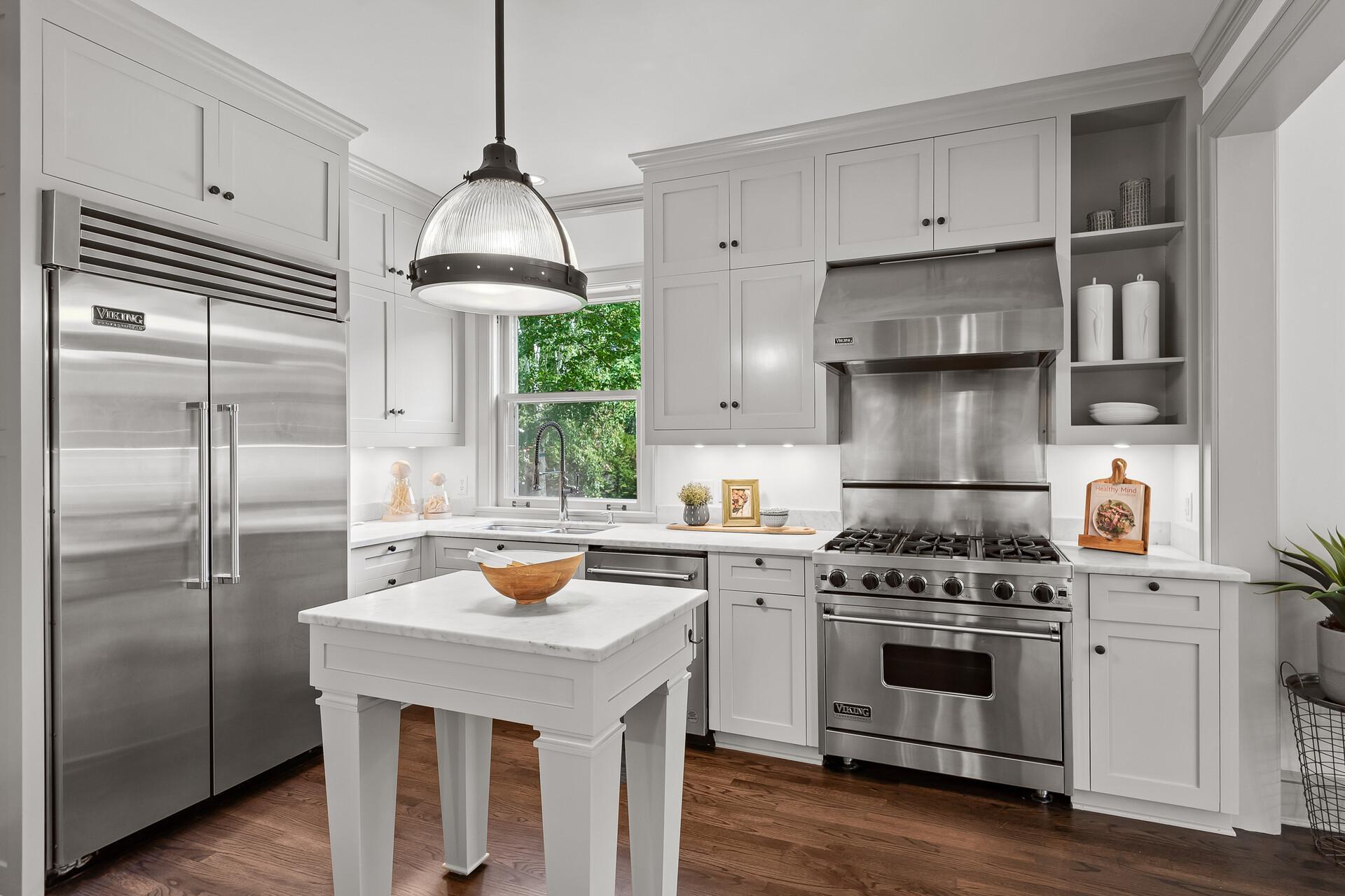 Viking 6-burner gas range, Viking refrigerator and KitchenAid dishwasher.