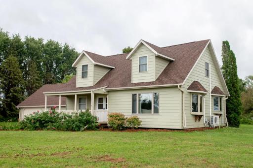 21474 430th Avenue, Morris, MN 56267