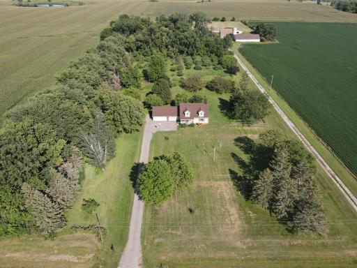 21474 430th Avenue, Morris, MN 56267