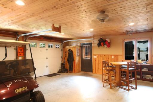 2862 Vermilion Drive, Cook, MN 55723
