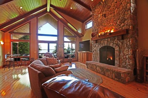 2862 Vermilion Drive, Cook, MN 55723