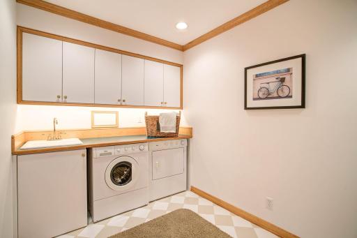 267 Lake Street W, Wayzata, MN 55391