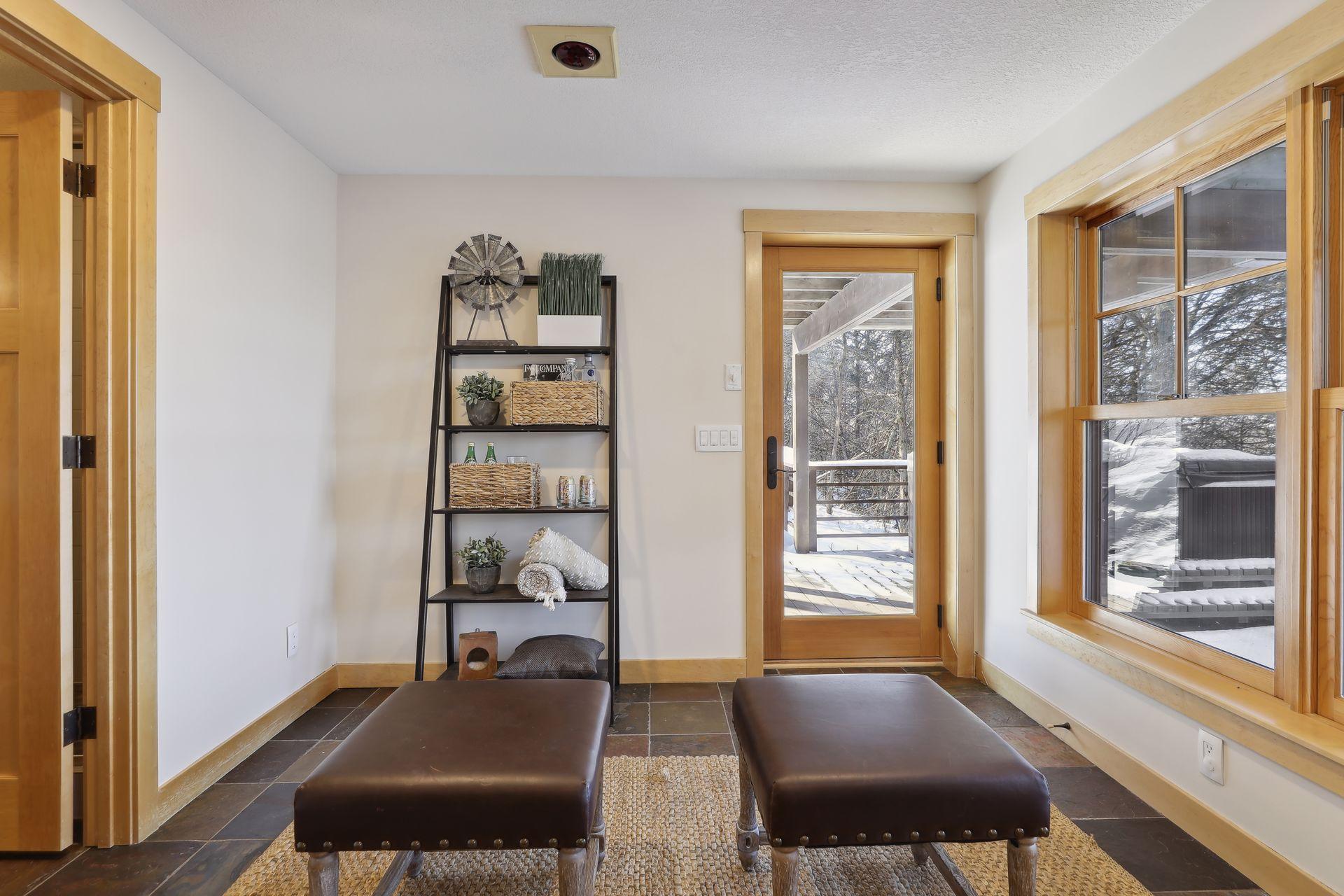 This is the spa-like area off the bathroom and coming inside from the hottub