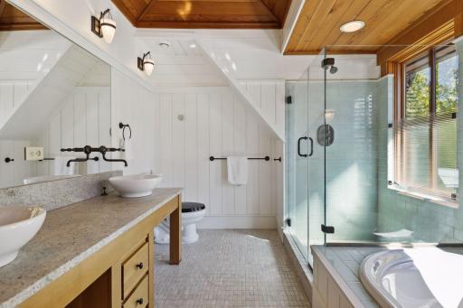 Suite 2, private full bath