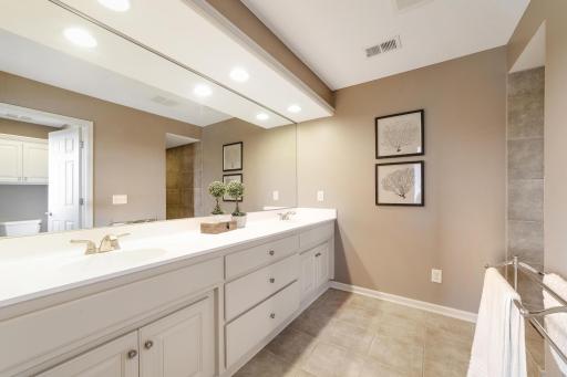 10677 Sonoma Ridge, Eden Prairie, MN 55347