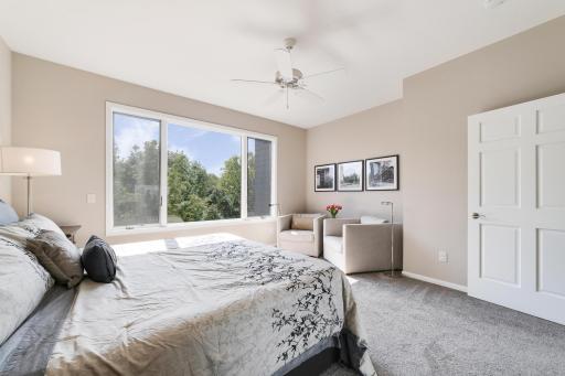 10677 Sonoma Ridge, Eden Prairie, MN 55347