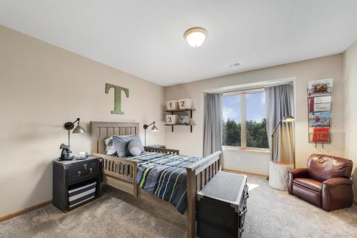 10677 Sonoma Ridge, Eden Prairie, MN 55347