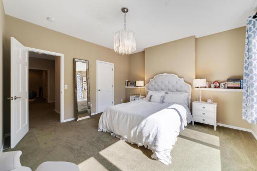 10677 Sonoma Ridge, Eden Prairie, MN 55347