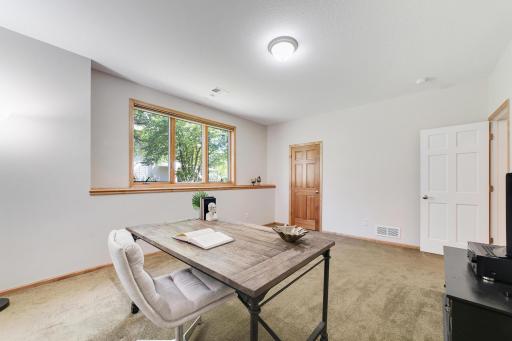 10677 Sonoma Ridge, Eden Prairie, MN 55347