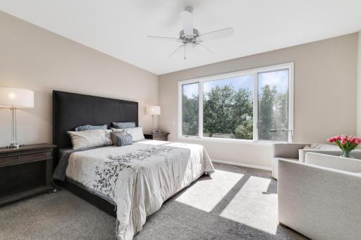 10677 Sonoma Ridge, Eden Prairie, MN 55347