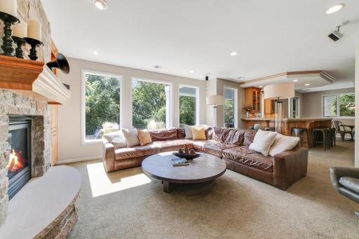 10677 Sonoma Ridge, Eden Prairie, MN 55347