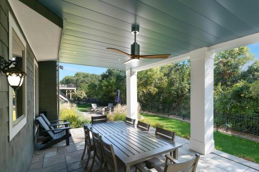 10677 Sonoma Ridge, Eden Prairie, MN 55347