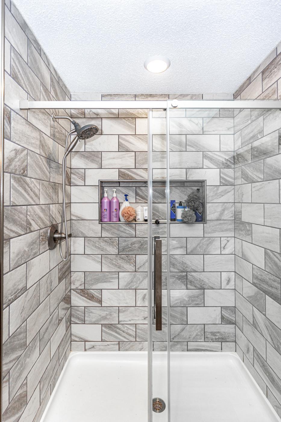 Primary Bath 2.jpg