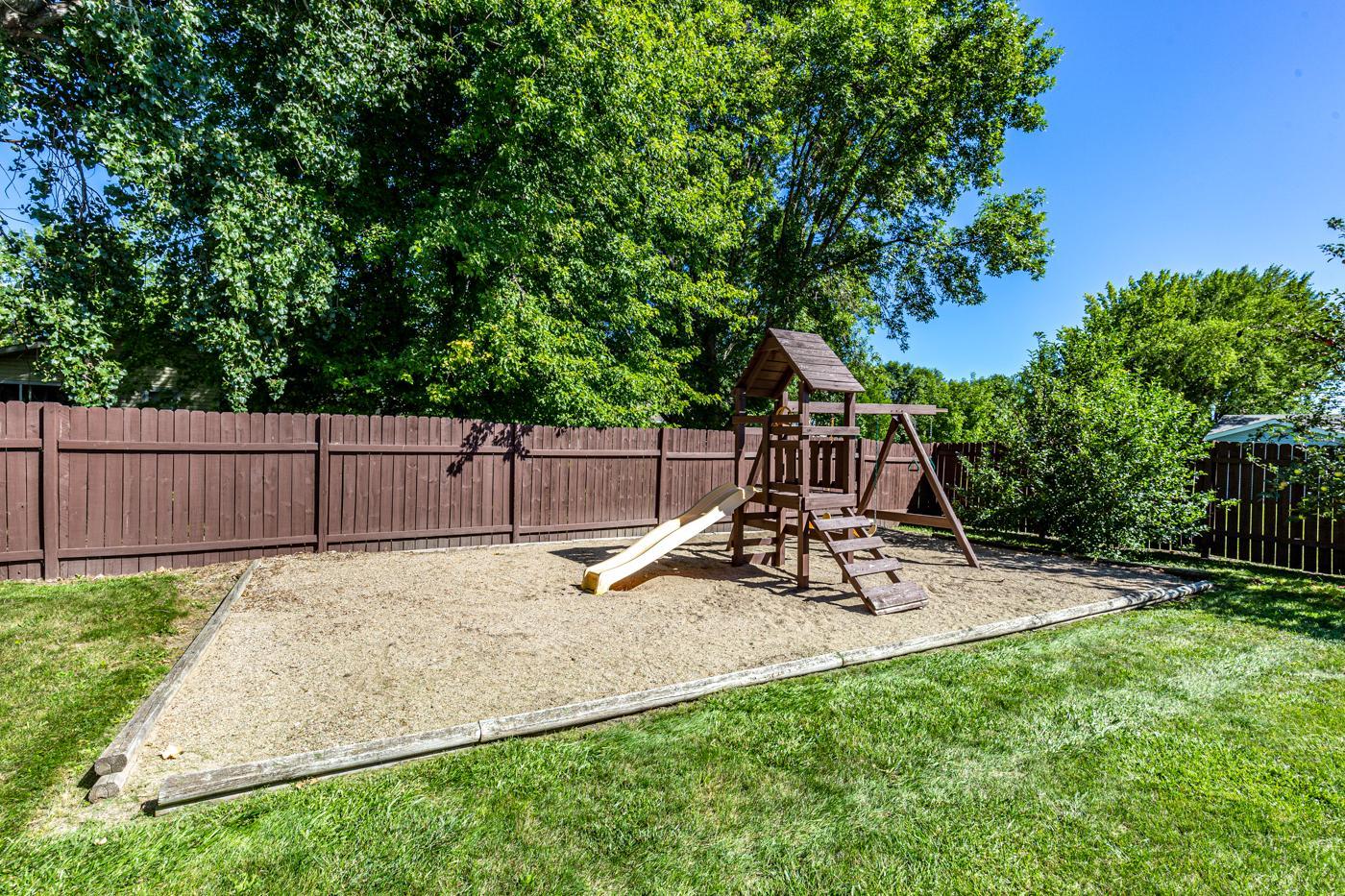 Backyard 2.jpg