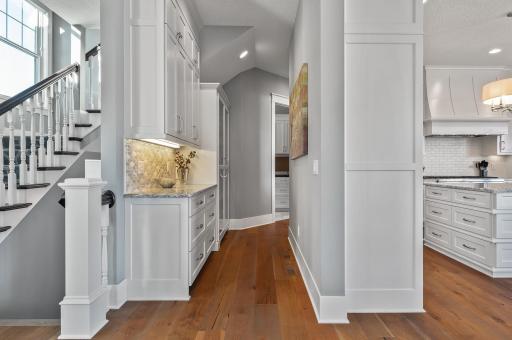 716 Woodland Hill Court, Medina, MN 55340