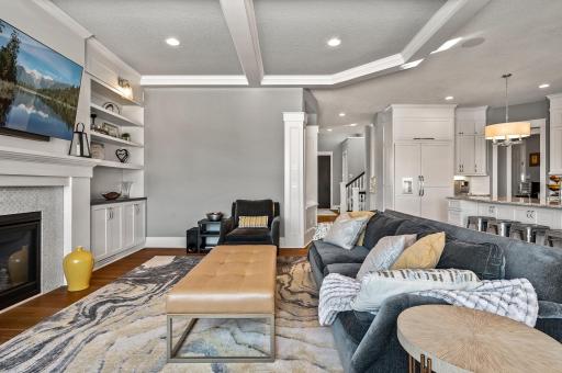 716 Woodland Hill Court, Medina, MN 55340