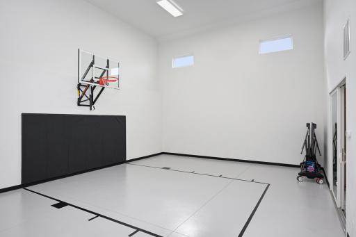 Multi-purpose with adjoining room for sports equipment