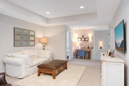 8301 W 110th Street, Bloomington, MN 55438