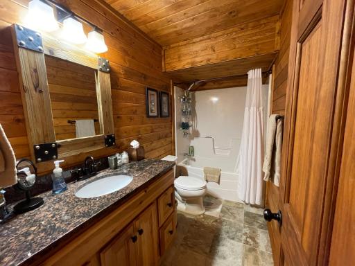 4384 Pine Point Drive NW, Walker, MN 56484