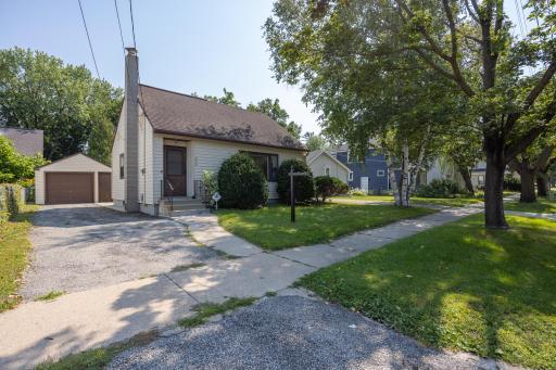 706 5th Avenue SE, Rochester, MN 55904