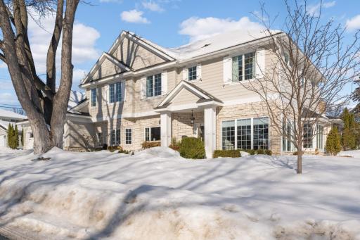 5536 Park Place, Edina, MN 55424
