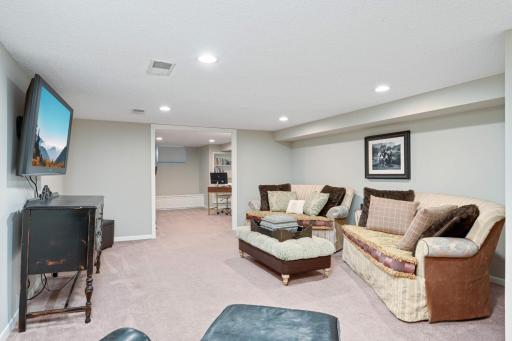 5536 Park Place, Edina, MN 55424