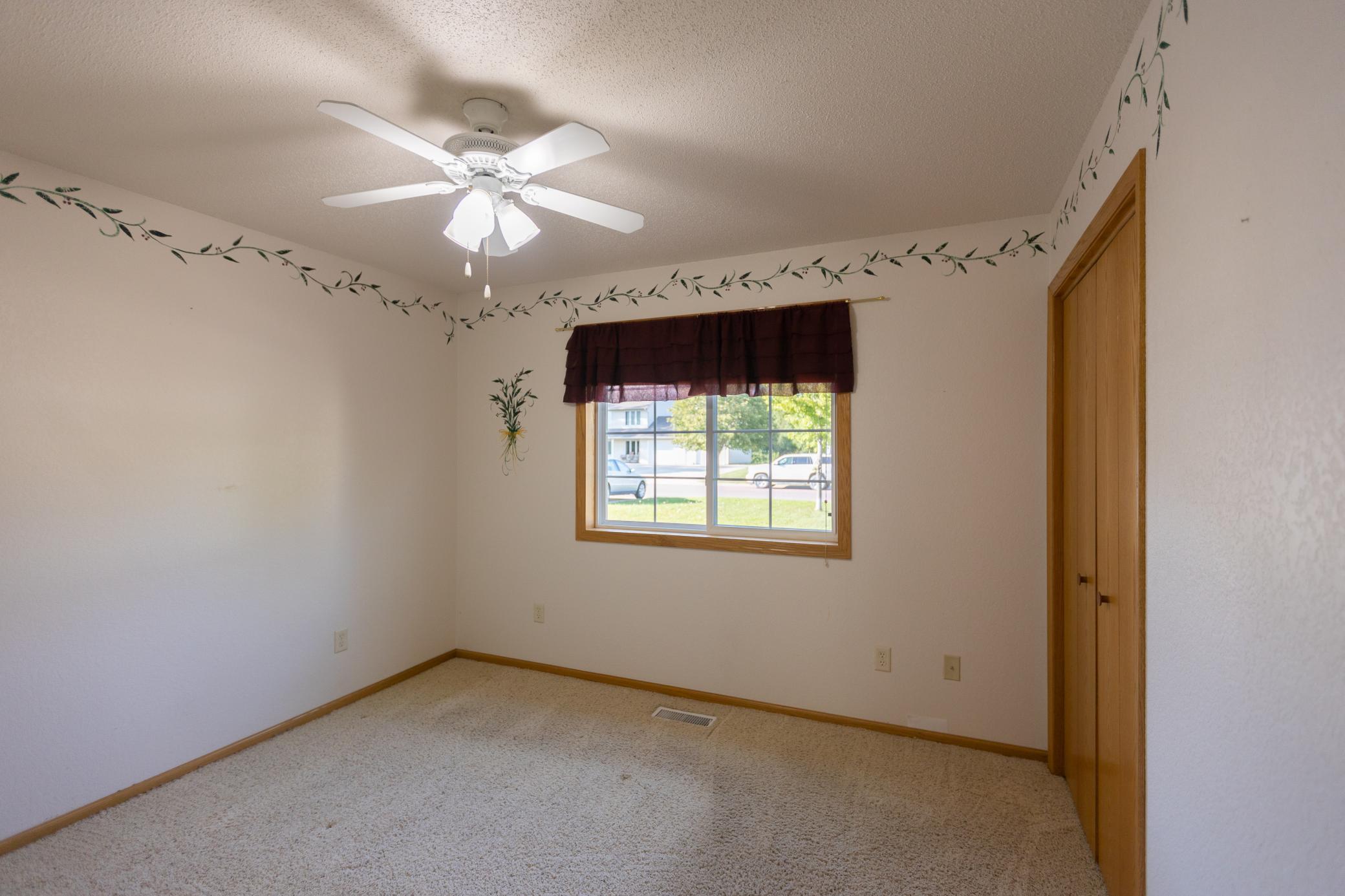 201 Garfield St. Mapleton 19 of 31.jpg