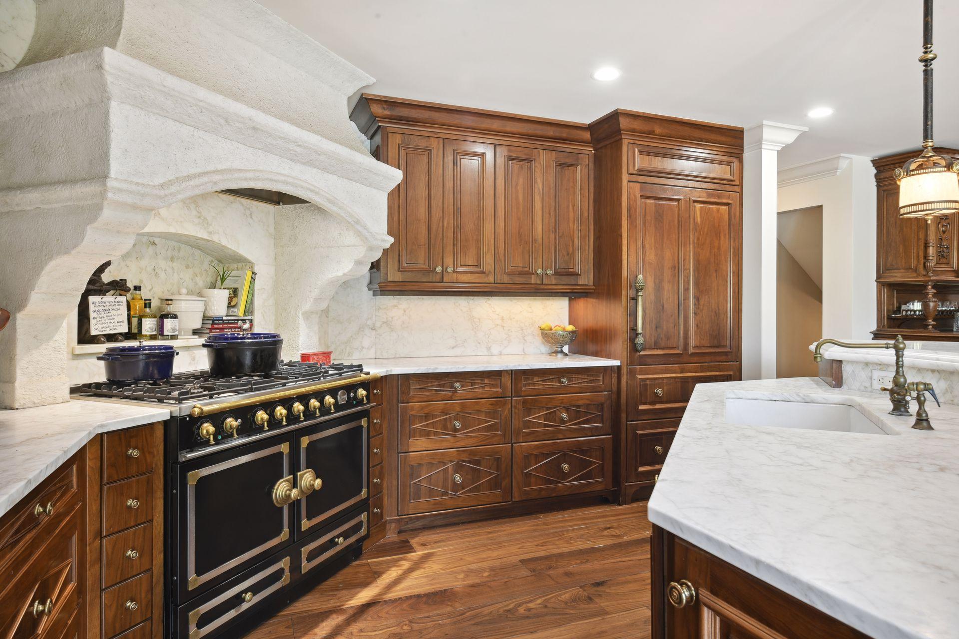 LaCornue 5 Burner Gas Range