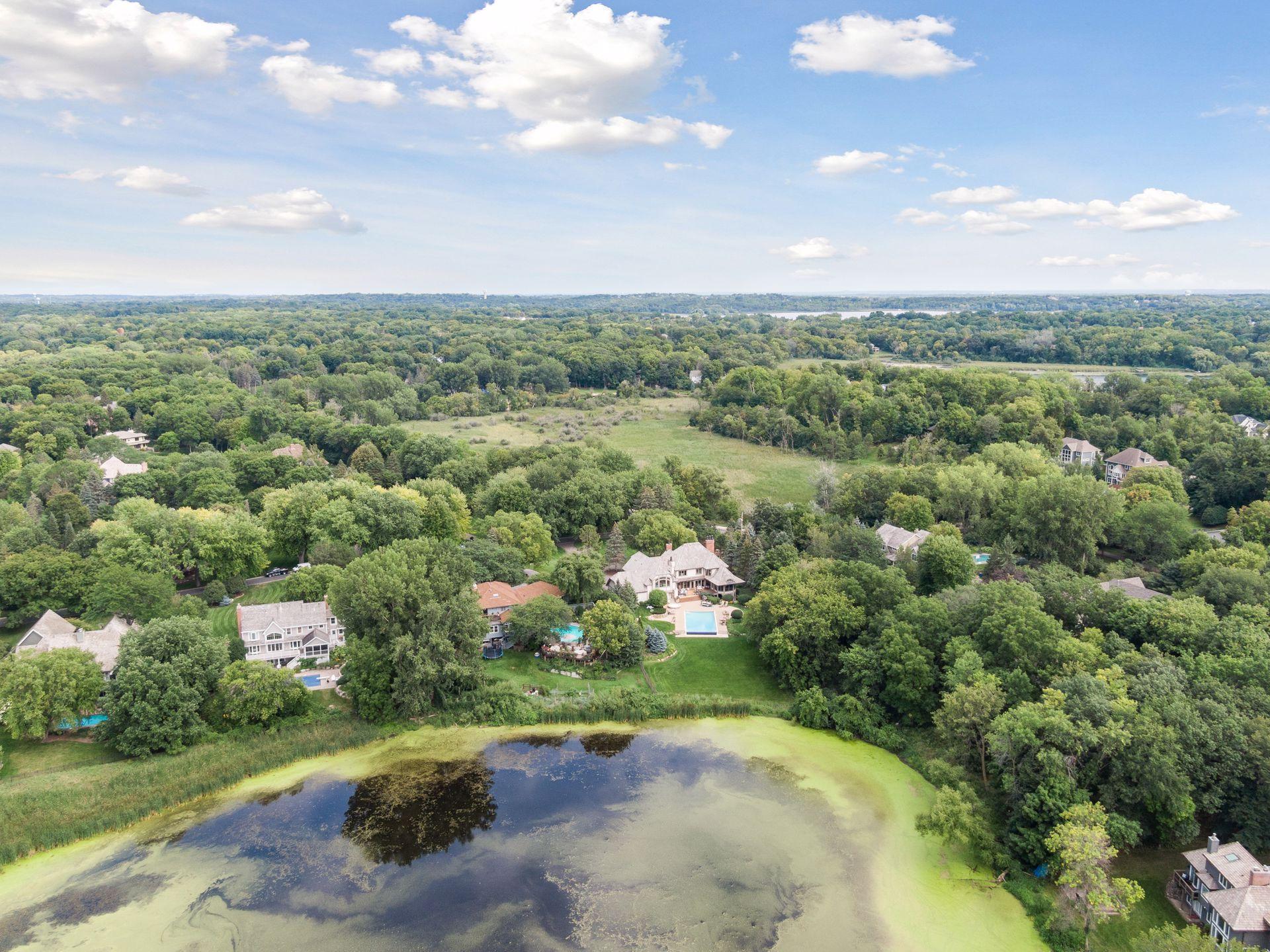 Minnetonka Schools (276)