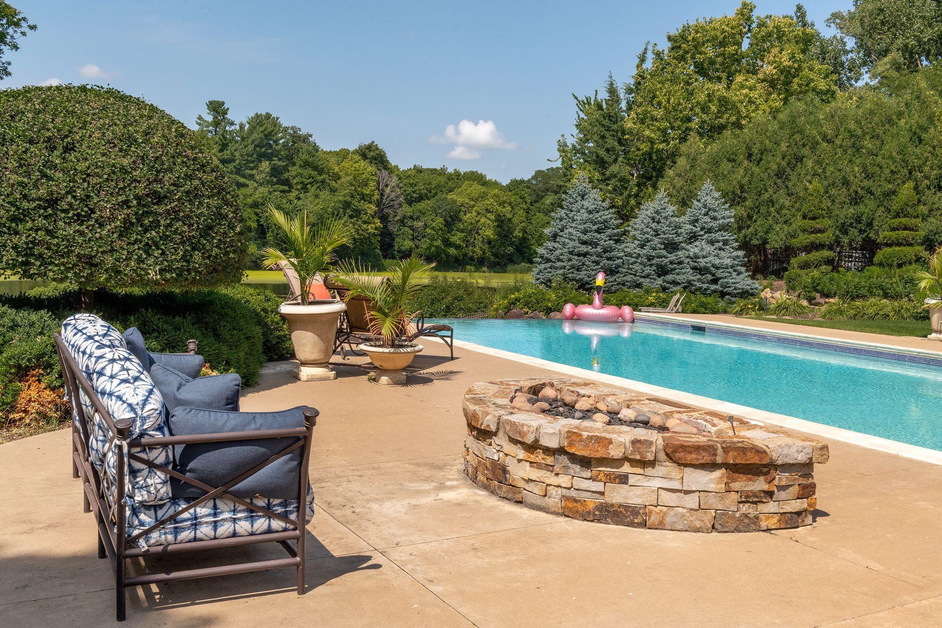 Gas Firepit Seating Area