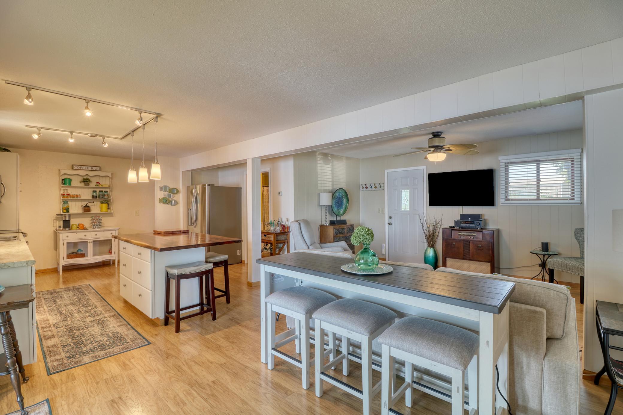 Kitchen1_5.jpg