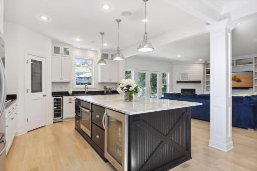 5540 Saint Johns Avenue, Edina, MN 55424