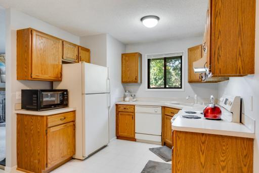 69 126th Lane NW, Coon Rapids, MN 55448