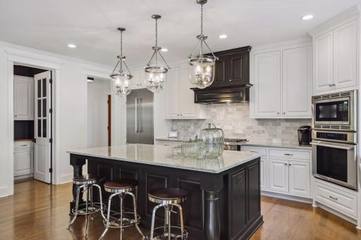 3915 Drew Avenue S, Minneapolis, MN 55410