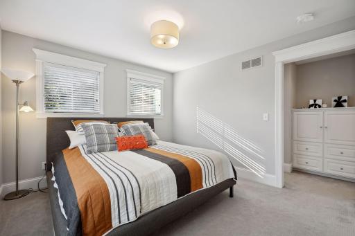 3915 Drew Avenue S, Minneapolis, MN 55410