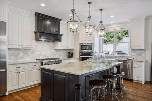 3915 Drew Avenue S, Minneapolis, MN 55410