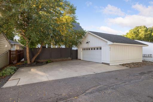 3915 Drew Avenue S, Minneapolis, MN 55410