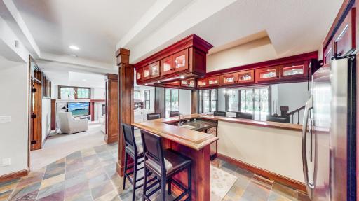 325 Lindsay Road, Hudson, WI 54016