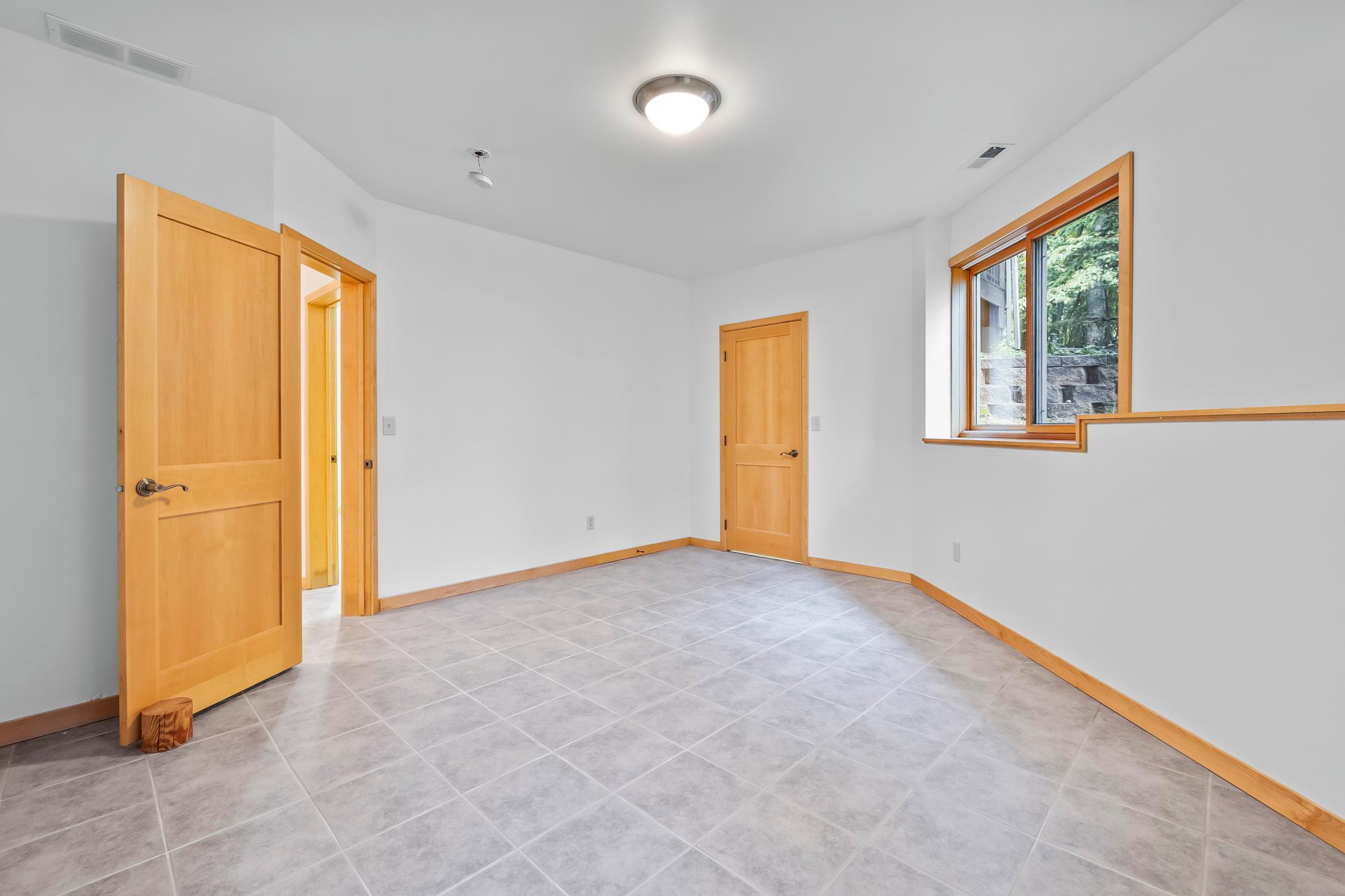 Bedroom 3.jpg