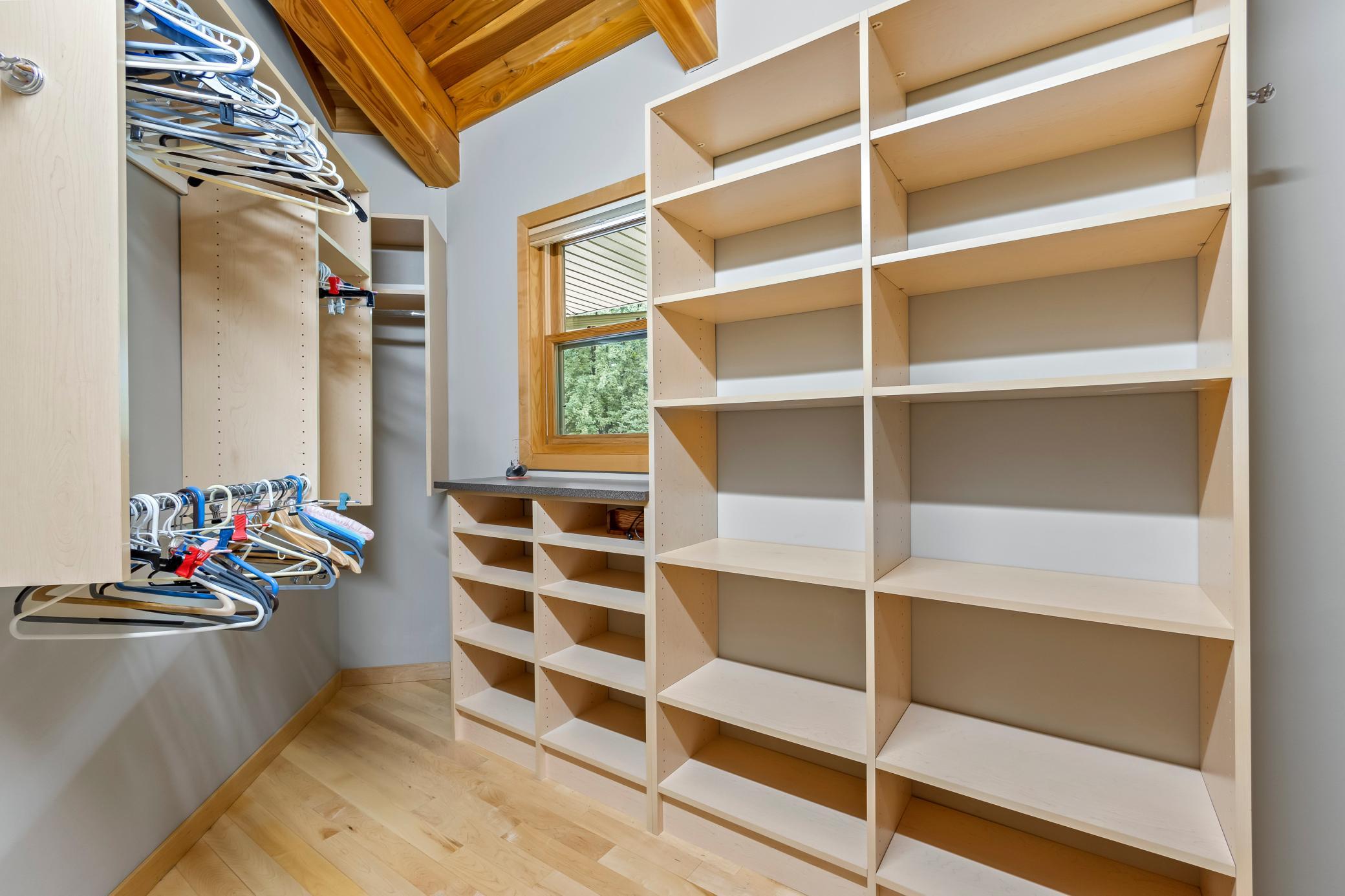 Master Walk in Closet.jpg