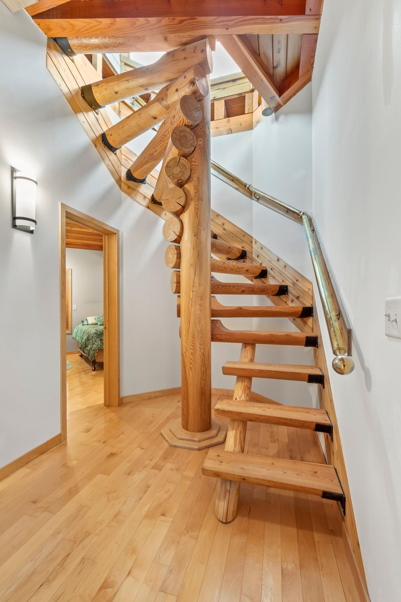 Stairway To Observatory.jpg