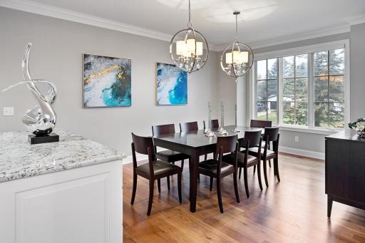 7009 Lee Valley Circle, Edina, MN 55439