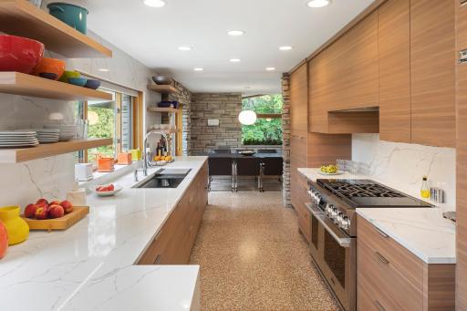 5012 Schaefer Road, Edina, MN 55436