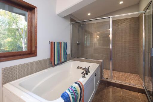 5012 Schaefer Road, Edina, MN 55436