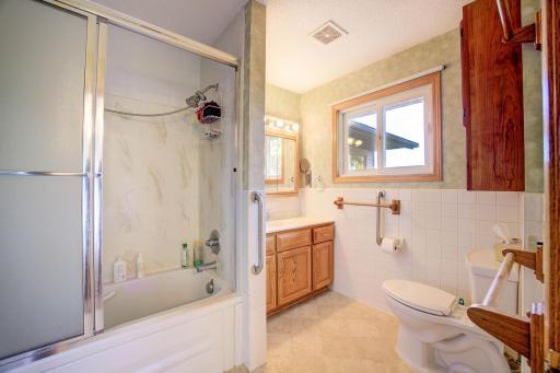 6123 77th Street SE, Clear Lake, MN 55319