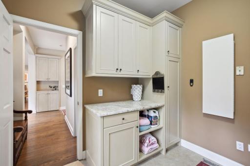 1300 French Creek Drive, Wayzata, MN 55391